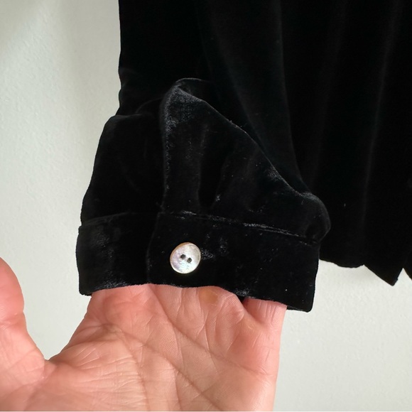 J. Jill Rayon Silk Black Velvet Tunic / Long Sleeve Shirt Size Small - Picture 5 of 11